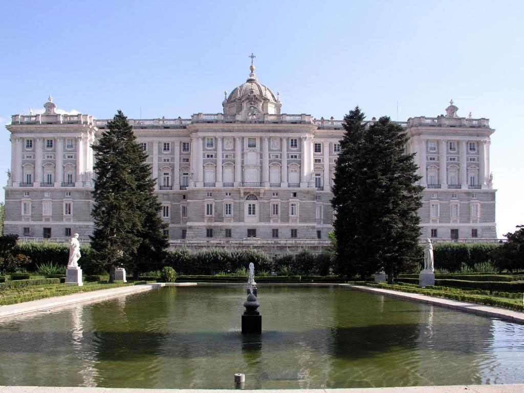 Hostal Berlin Madrid Dış mekan fotoğraf